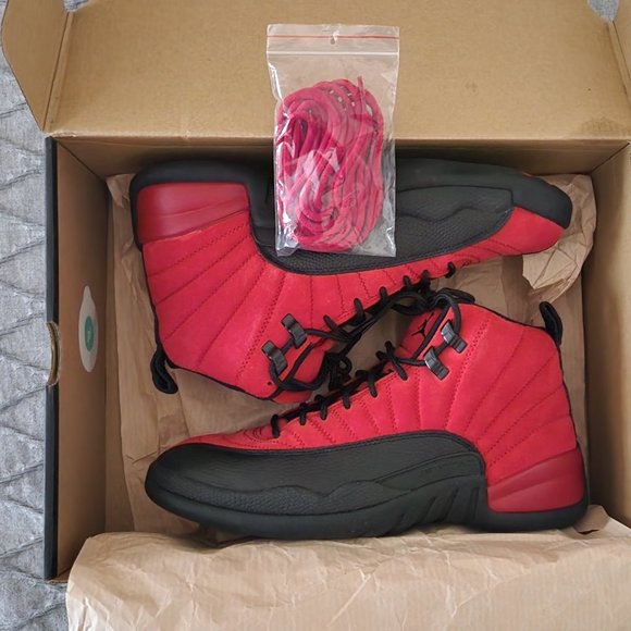 Jordan 12 Retro